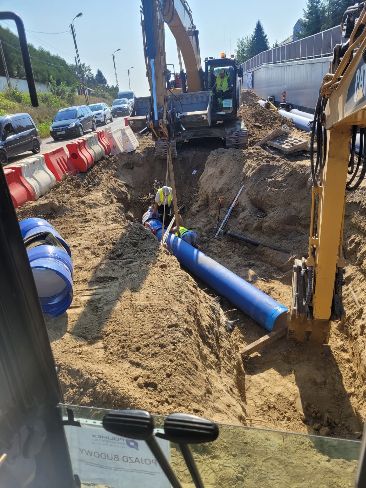 Przebudowa magistrali wodociągowej DN500 wraz z&nbsp;kanałem sanitarnym w&nbsp;rejonie ul. Kielnieńskiej 