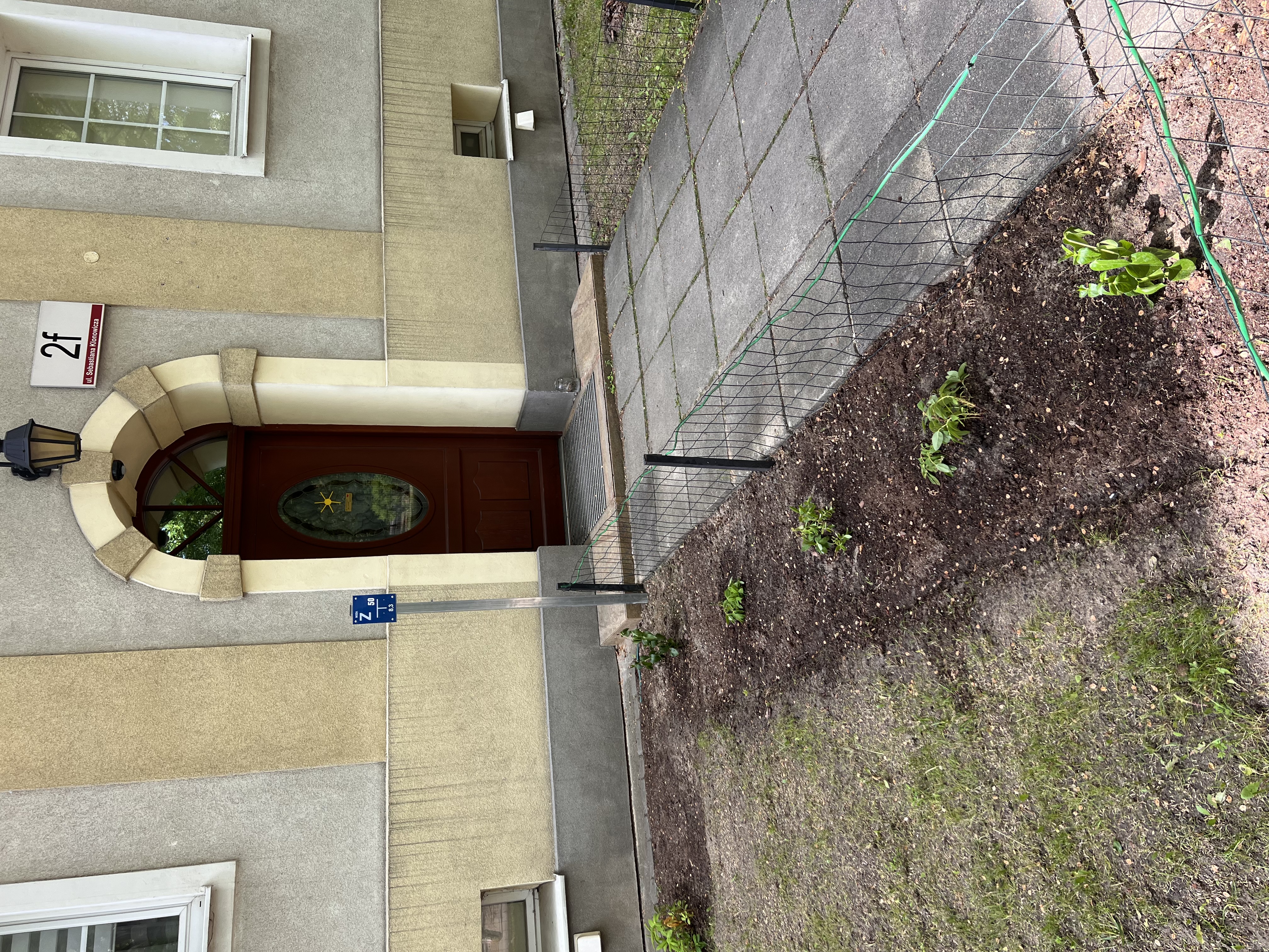 Wymiana przyłączy wodociągowych do budynków przy ul.Klonowicza 2c, 2e i&nbsp;2f, Arkońska 67