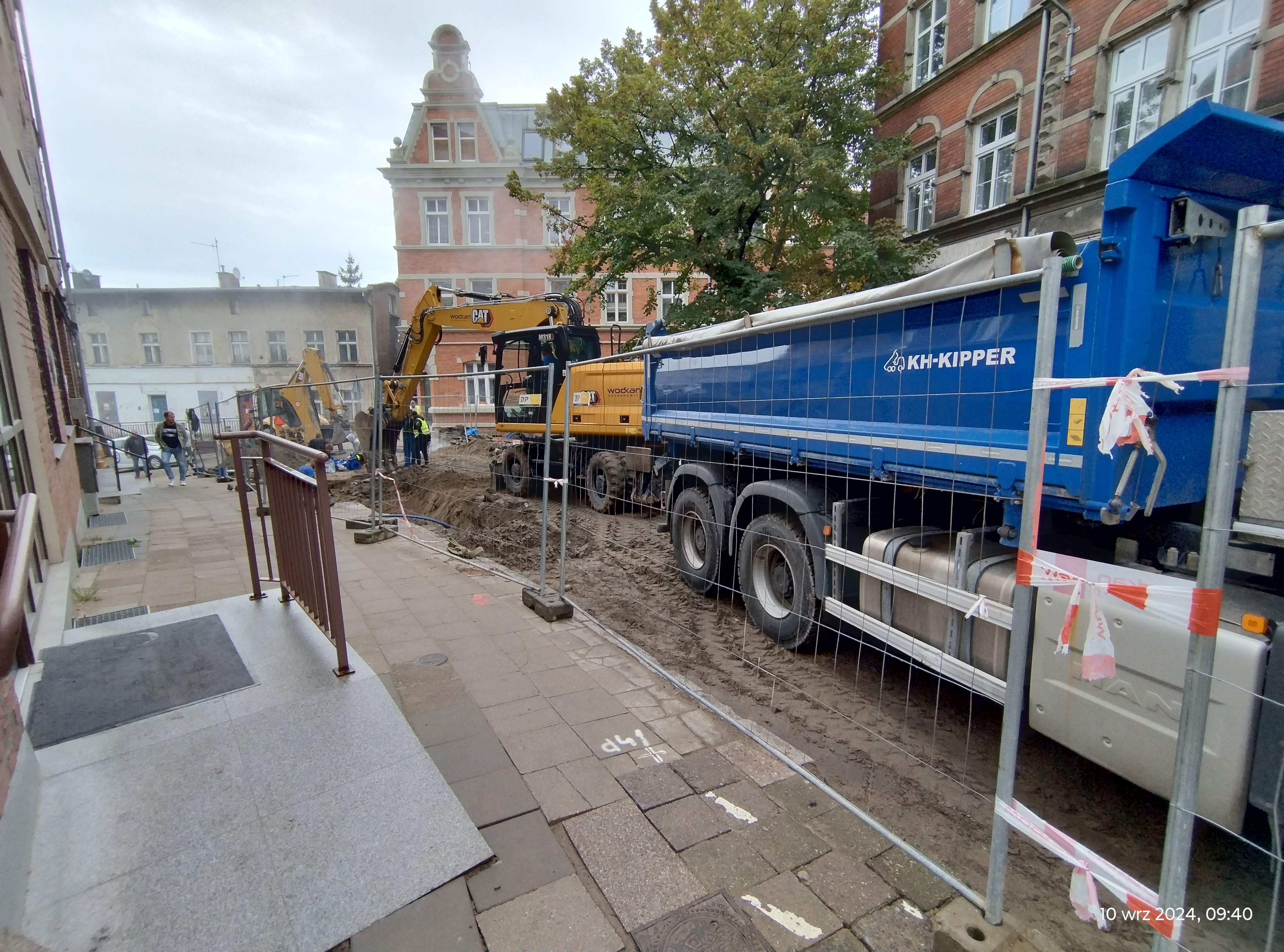 Przebudowa sieci wodociągowych i&nbsp;kanalizacji sanitarnych Biskupia Górka.