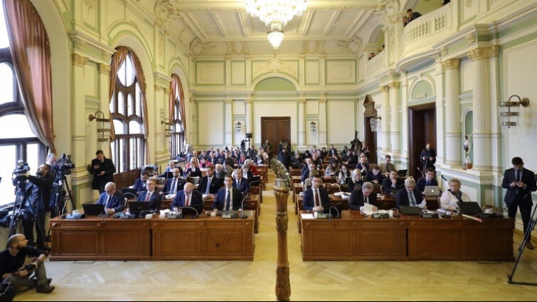 Radni przed VIII sesją Rady Miasta Gdańska