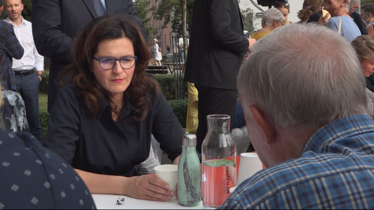 Wrzeszcz. Rozmowy przy okrągłym stole z prezydent Gdańska
