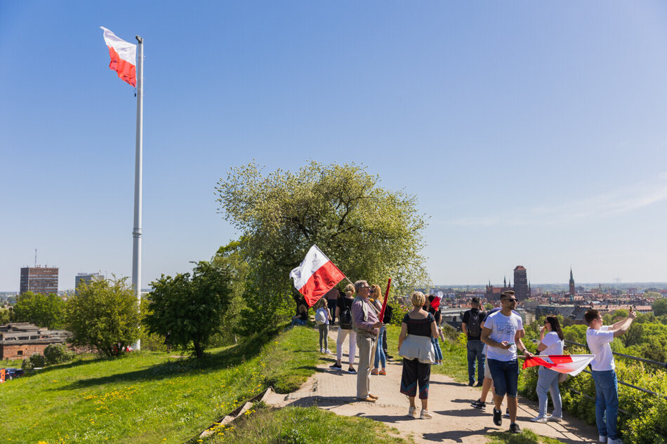  Góra Gradowa / podniesienie flagi państwowej RP