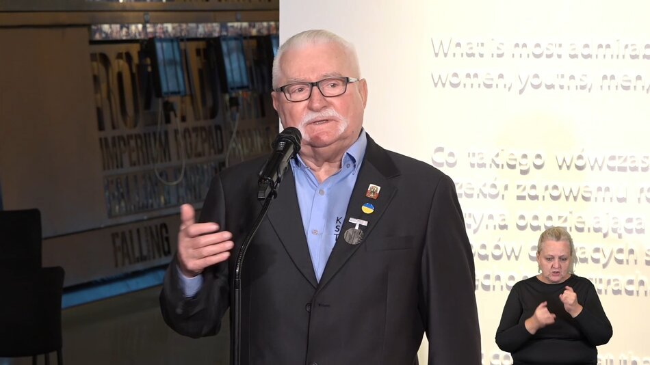 WRĘCZENIE ODZNAKI SOLIDARNOŚCI I PRAW CZŁOWIEKA