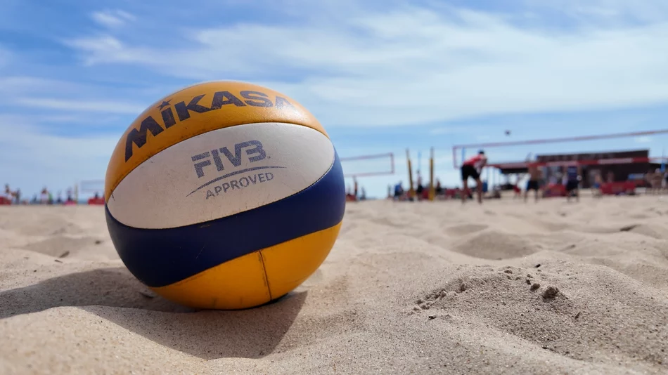 Plażowa siatkówka w Brzeźnie