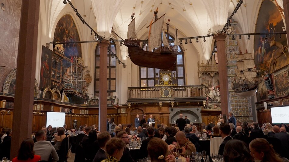 Kolacja w Dworze Artusa