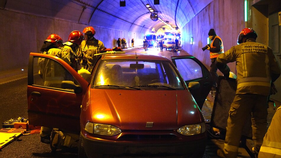 Ćwiczyli akcję ratunkową w tunelu pod Martwą Wisłą