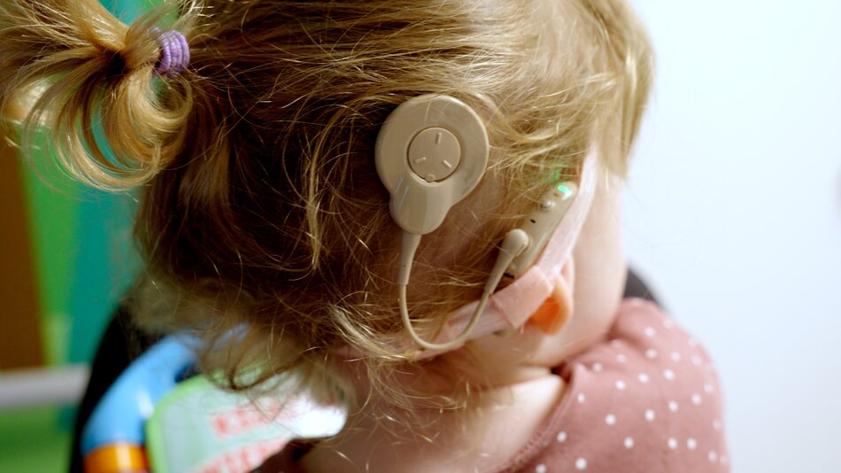 Otolaryngologia - przywracają dzieciom słuch