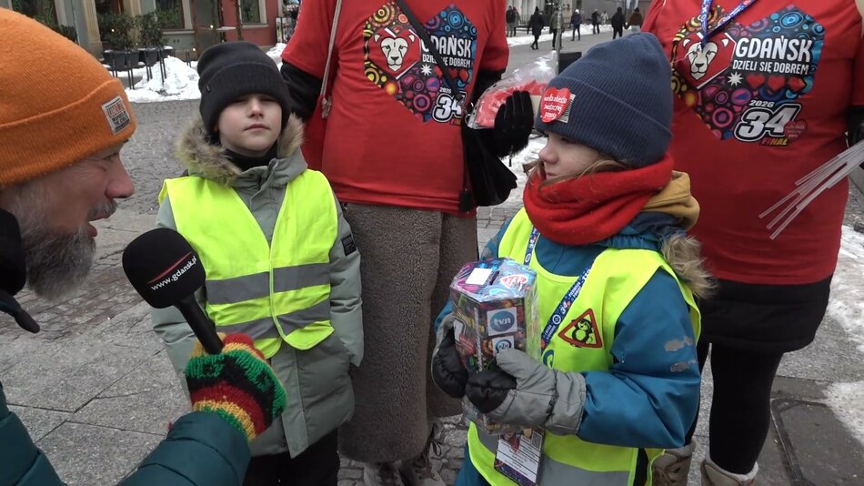 WOŚP: mimo chłodu kwestują nawet małe dzieci