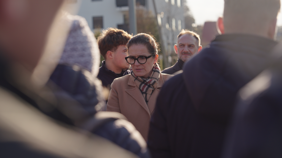 Służbowy spacer w Brętowie prezydent Gdańska