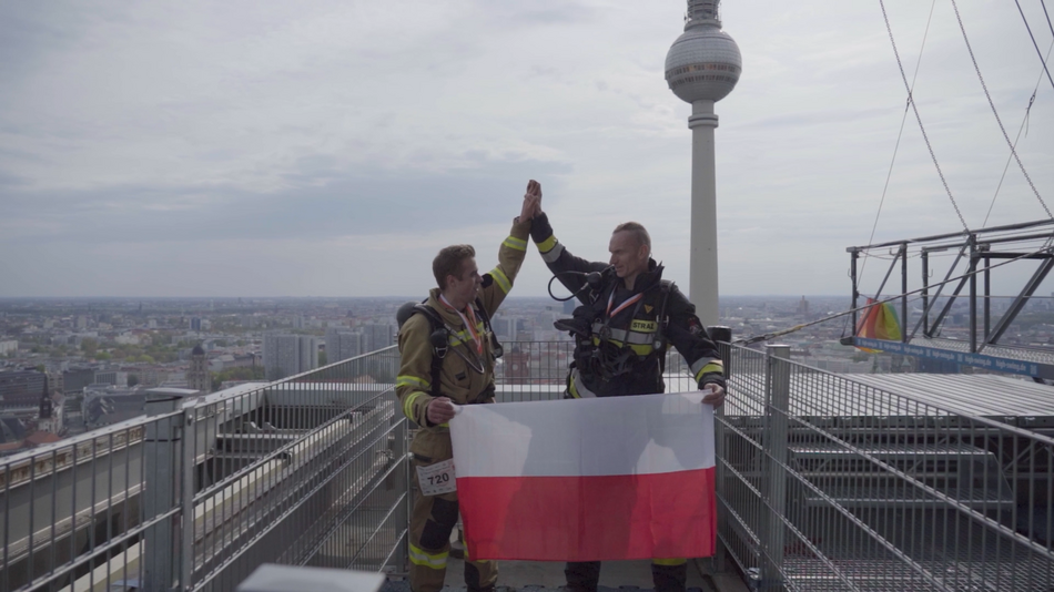 Wielkie zwycięstwo na Berlin Firefighter Stairrun