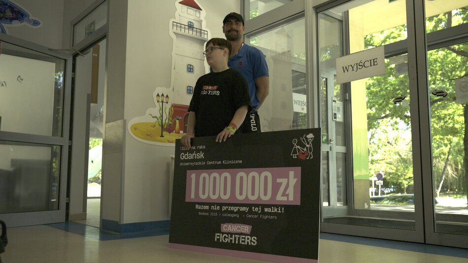 Milion od Fundacji Cancer Fighters dla UCK