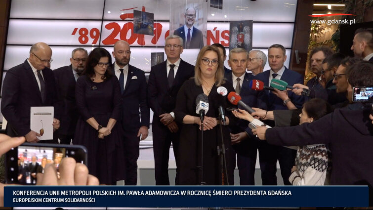 Konferencja Unii Metropolii Polskich im Pawła Adamowicza w rocznicę śmierci prezydenta Gdańska