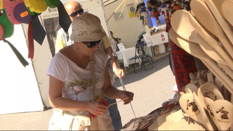 Turyści: starocie są fajne. W Gdańsku trwa 756 Jarmark św. Dominika