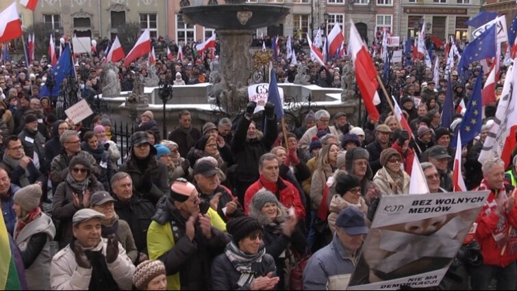 KOD w Gdańsku: manifestacja w obronie wolności słowa i wolnych mediów 