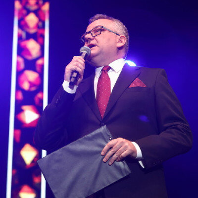 Link do opisu wydarzenia: Artur Andrus – recital kabaretowy