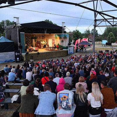 Link do opisu wydarzenia: Jubileuszowy Sezon Sceny Letniej Teatru Wybrzeże