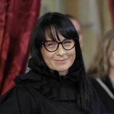 Link do opisu wydarzenia: Akademia Bursztynu. Dorota Cenecka o warsztacie bursztynniczki