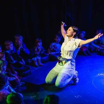 Link do opisu wydarzenia: Teatr w Blokowisku: Hop w kosmos!