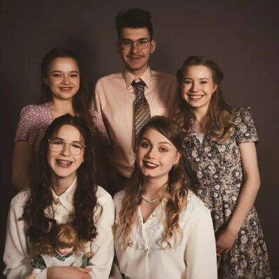 Link do opisu wydarzenia: Premiera "To, co pozostało"