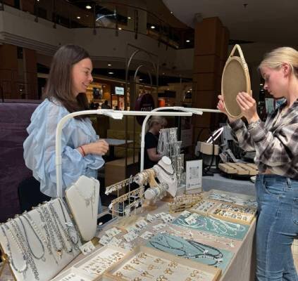 Link do opisu wydarzenia: Bazar na Fali i biżuteryjne warsztaty upcyklingowe