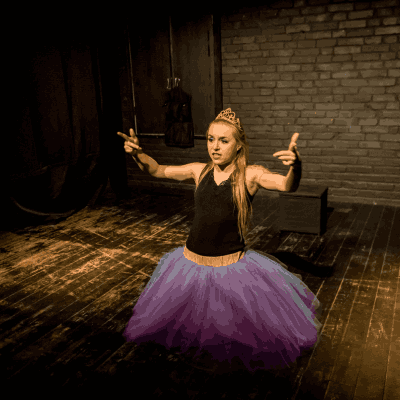 Link do opisu wydarzenia: 	„Złota Rybka przed 40-tką” – monodram Magdaleny Bochan-Jachimek