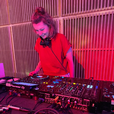 Link do opisu wydarzenia: DJ Myszka | TEATRalne tańce w Blokowisku 
